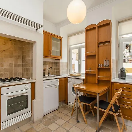 Praca Flores Апартаменти